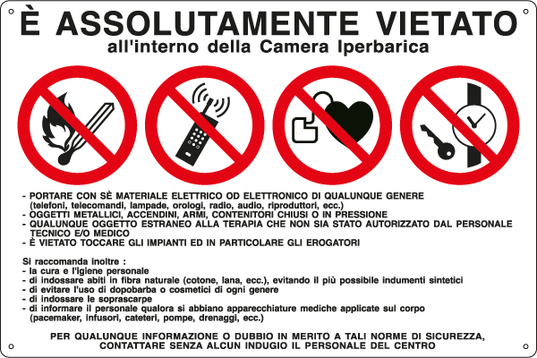 E2961 - Cartello multisimbolo E'assolutamente vietato all'interno..EN ISO 7010