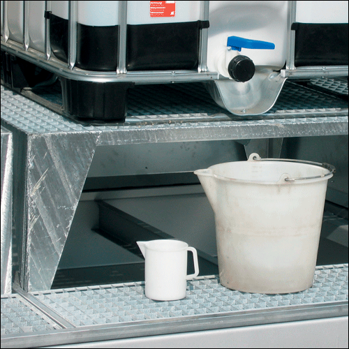 PSA734 - supporto inclinato per cisternetta