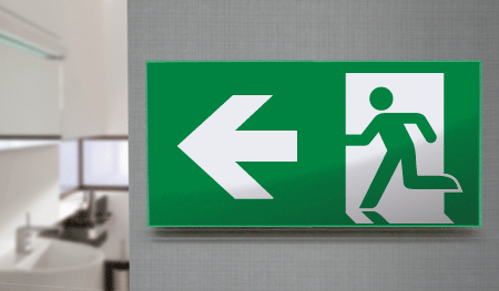 SECET25D - segnale vetro CRYSTAL monofacc.uscita emergenza sx EN 7010 E001