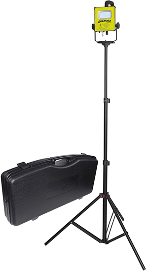 TNI700T - Lampada ricaricabile a led ATEX con custodia e treppiede durata 12 ore