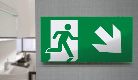 [SECET28C] SECET28C - segnale vetro CRYSTAL monofacc.uscita emergenza dx basso EN 7010 E002