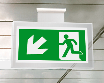 [SEPE715107SR] SEPE715107SR - targa PLexiglass sospesa uscita emergenza sn basso EN ISO 7010 E001