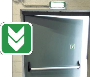 [15055] 15055 - etichetta d'identificazione senso apertura porte con maniglione antip.